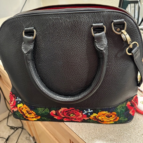 Custom leather purse with beading - Picture 8 of 9